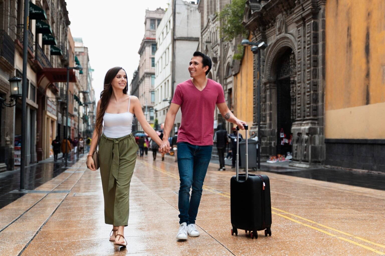 The 7 Best Travel Tools You Should Carry on Every Long Journey
