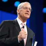 Inside the Journey of Walmart by Rob Walton and Its Rise to Global Success
